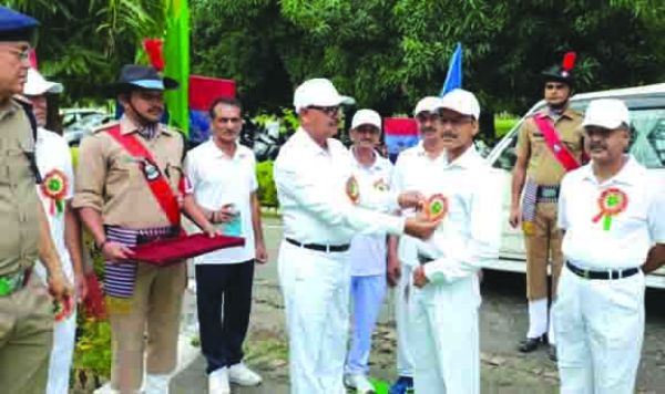 तीन दिवसीय पुलिस तैराकी और क्रॉस कंट्री प्रतियोगिता का शुभारंभ