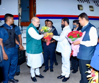 मुंबई दौरे के दौरान अमित शाह की सुरक्षा में लापरवाही, गृहमंत्री के आसपास घूमता रहा संदिग्ध शख्स, पुलिस ने किया गिरफ्तार