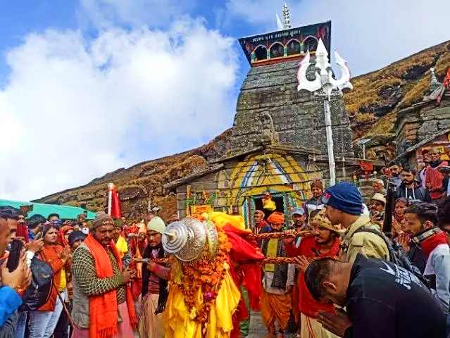 तृतीय केदार भगवान तुंगनाथ के कपाट शीतकाल के लिए बंद