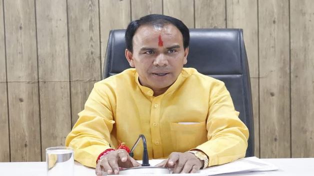 सेब घोटाले की एसआईटी जांच की अनुमति, विभागीय मंत्री बोले- बख्शे नहीं जाएंगे आरोपित