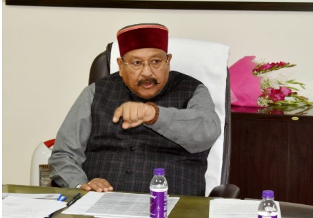 हनोल से ठडियार तक होगा नई सड़क का निर्माण- महाराज हनोल से ठडियार तक होगा नई सड़क का निर्माण- महाराज