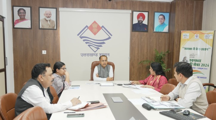 गर्मियों में पेयजल समस्याओं के समाधान के लिए सचिव ने दिए निर्देश