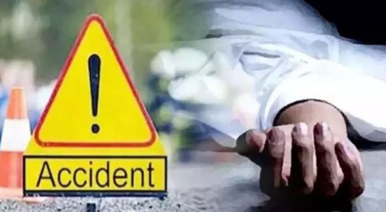 काकड़ागाड़ के पास हुआ दर्दनाक हादसा, यात्रियों से भरी गाड़ी पर गिरे पत्थर, दो की मौत