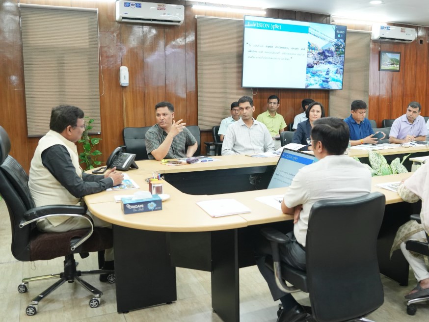 मुख्य सचिव आनंद बर्द्धन ने की पर्यटन एवं संस्कृति विभाग की समीक्षा, दिये अहम निर्देश