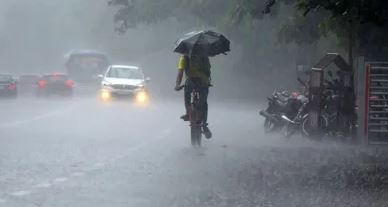 देशभर में बदला मौसम का मिजाज, कई राज्यों में भारी बारिश का अलर्ट जारी