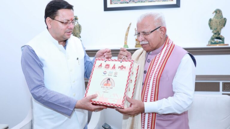 मुख्यमंत्री धामी ने केंद्रीय मंत्री मनोहर लाल खट्टर से की मुलाकात