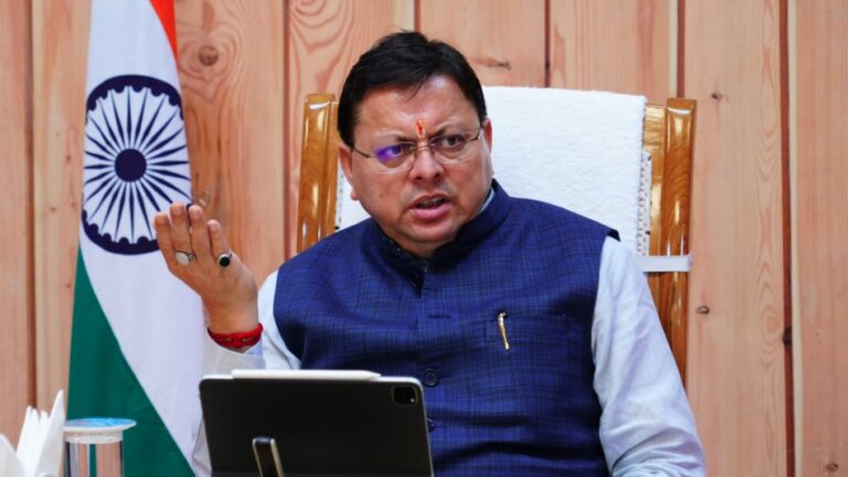 मुख्यमंत्री ने दिए सारकोट की तर्ज पर प्रत्येक जिले में दो-दो आदर्श गांव बनाने के निर्देश