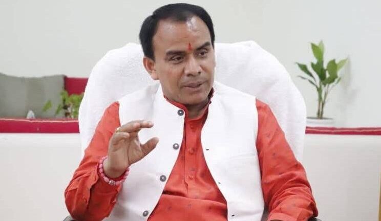 रेशम फेडरेशन को ‘दून सिल्क’ से बड़ी कामयाबी, कमाया ₹1 करोड़ का शुद्ध लाभ