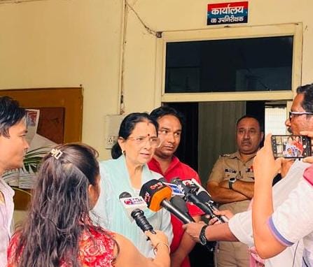 कूड़ा बीनने वाली किशोरी की मौत के मामले में राज्य महिला आयोग ने गंभीरता से कार्रवाई करने के दिए निर्देश