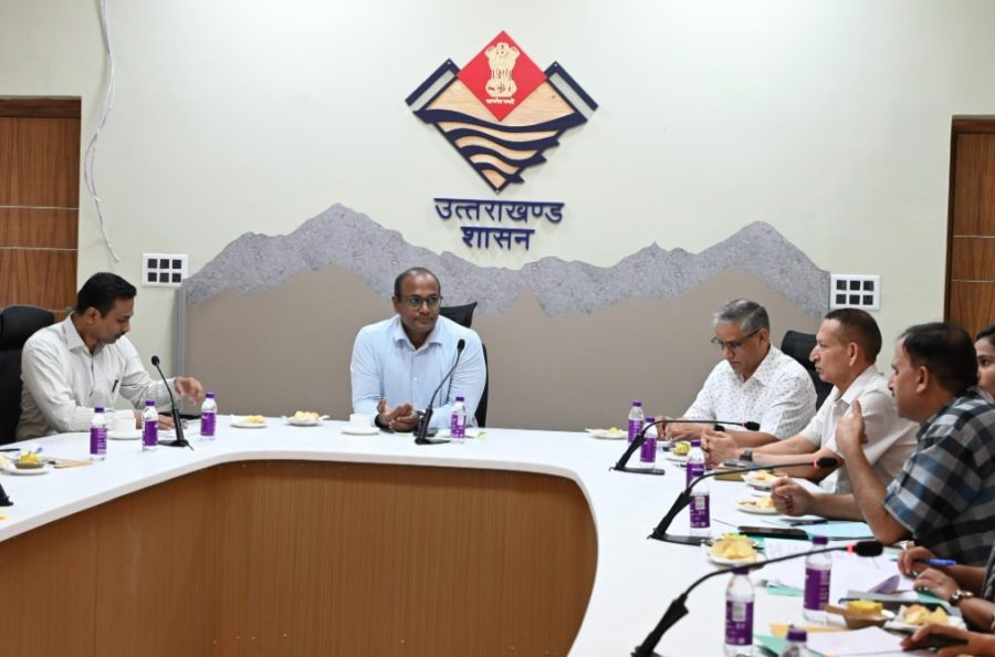 दिव्यांग मतदाताओं के बूथों को चिन्हित कर जरूरी सुविधाएं सुनिश्चित की जाएँ- मुख्य निर्वाचन अधिकारी