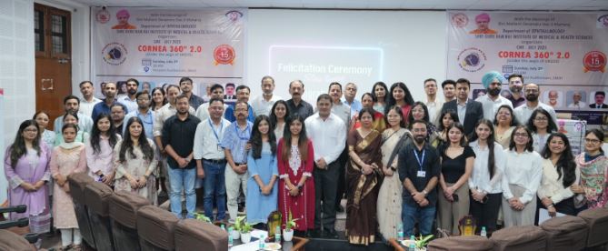 श्री महंत इन्दिरेश अस्पताल में विशेषज्ञ बोले रूमेटाॅइड रोगी काॅर्नियल अल्सर से आंखों को कैसे बचाएं