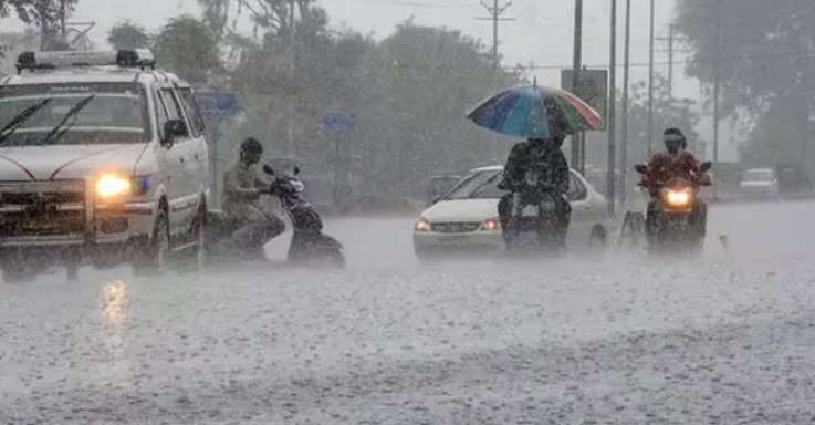 उत्तराखंड में फिर बरसेगा मानसून, 67 सड़कें बंद, कई जिलों में ऑरेंज अलर्ट जारी
