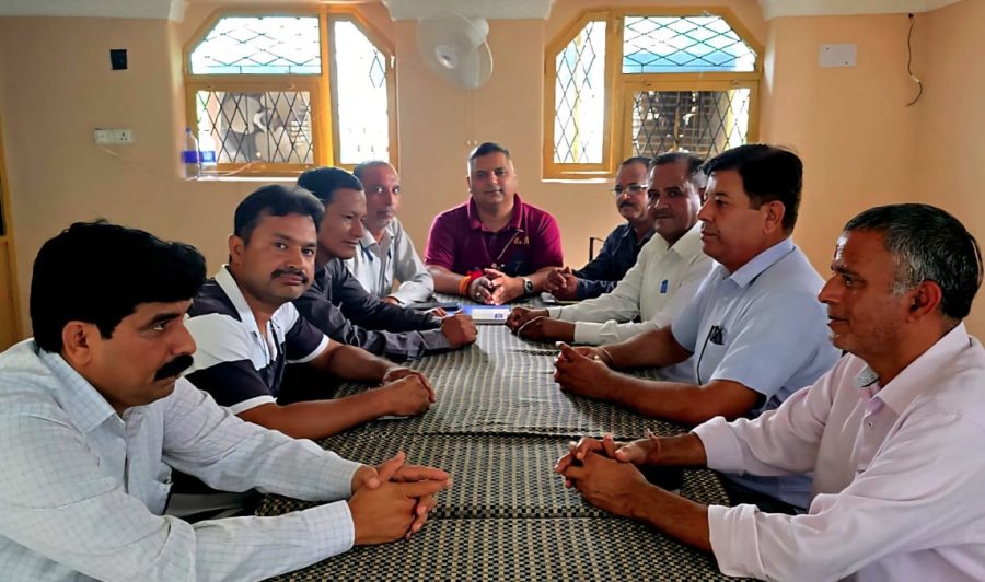 “हरिद्वार से अल्मोड़ा तक पत्रकार एकता की पुकार, UPU प्रदेश कार्यकारिणी का संगठनात्मक दौरा इस माह के अंत में””हरिद्वार से अल्मोड़ा तक पत्रकार एकता की पुकार, UPU प्रदेश कार्यकारिणी का संगठनात्मक दौरा इस माह के अंत में”