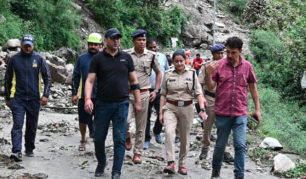 बादल फटने की त्रासदी: सात श्रमिक अब भी लापता, तलाश जारी