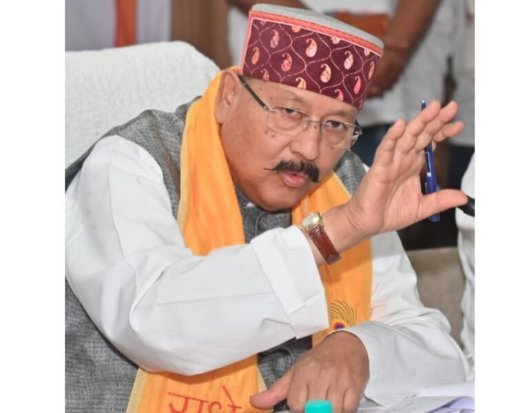 महाराज के निर्देश के बाद पाबौ-झंगबो-गढीगांव-पिनानी सड़क को दुरुस्त करने का काम शुरूमहाराज के निर्देश के बाद पाबौ-झंगबो-गढीगांव-पिनानी सड़क को दुरुस्त करने का काम शुरू