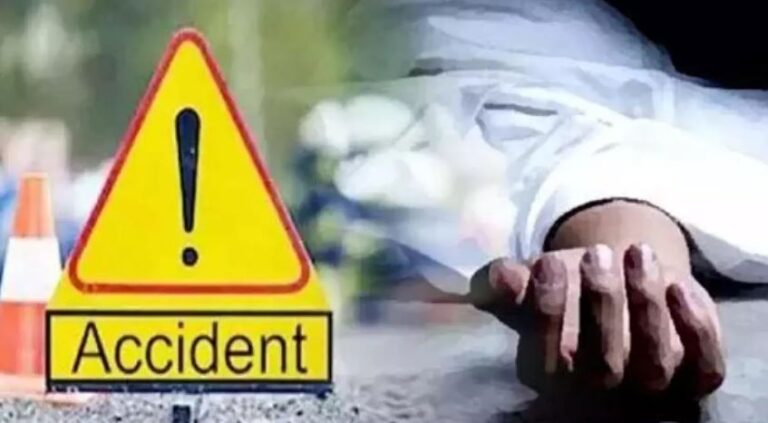 नैनीताल रोड पर भीषण सड़क हादसा- अनियंत्रित होकर स्कूटी से टकराई बाइक, एक की मौत