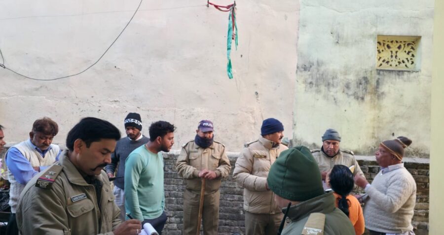 संदिग्धों की तलाश में दून पुलिस ने चलाया सघन चैकिंग अभियान
